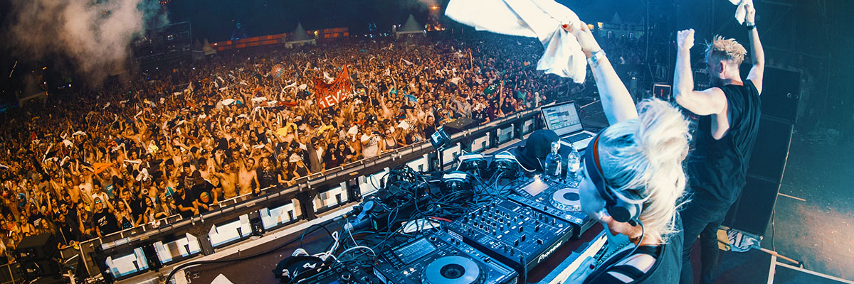 Anatomy of an EDM shooting star duo: Ostblockschlampen (Eastblock Bitches)